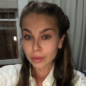 Meet your Posher, Athena